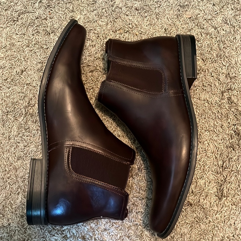 Mens Perry Ellis boots size 13